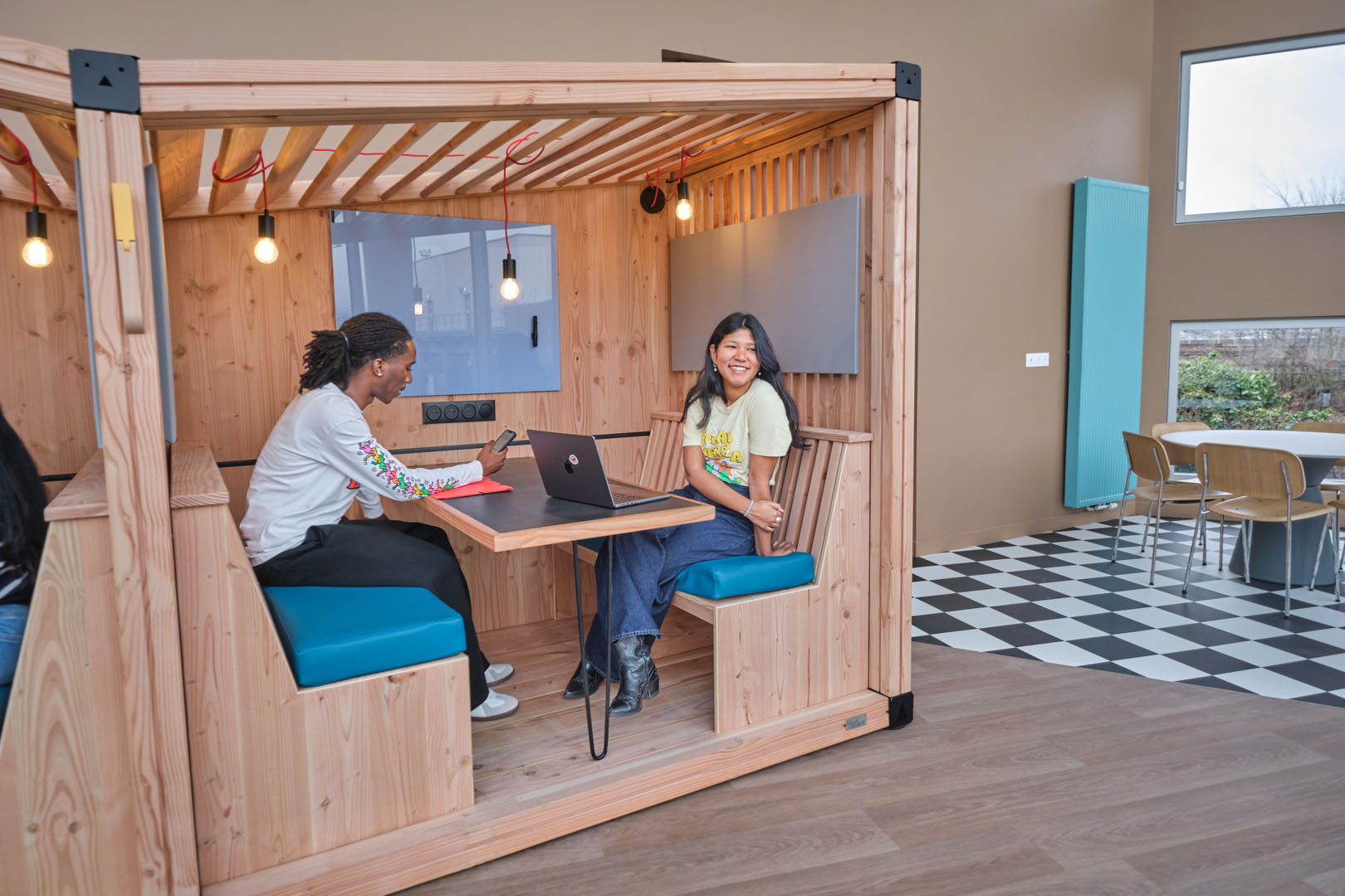 Impôts étudiants moins 25 ans