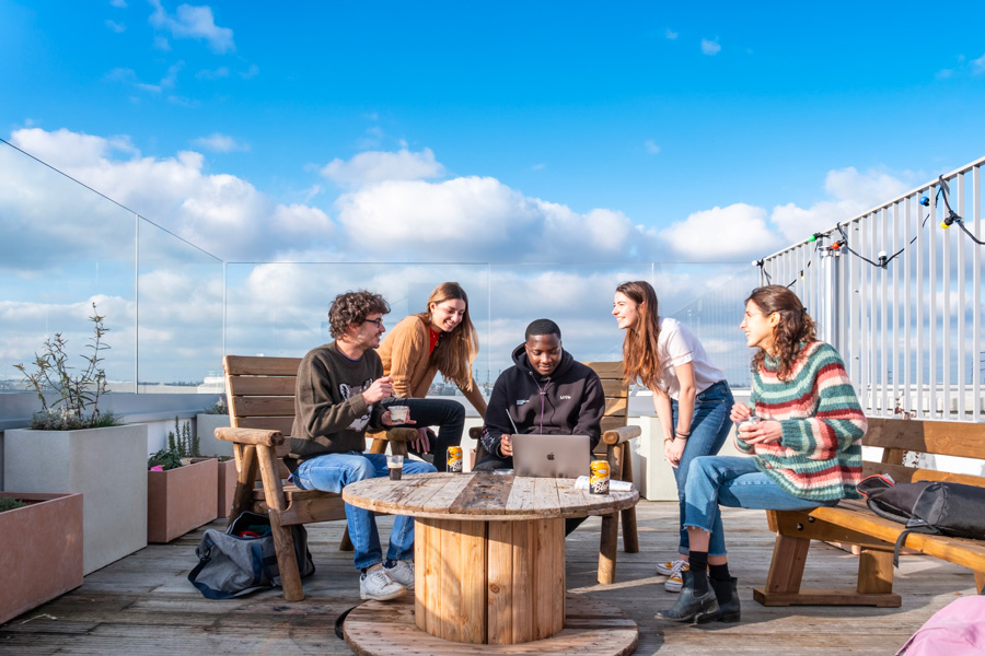 Rooftop - Photo 2